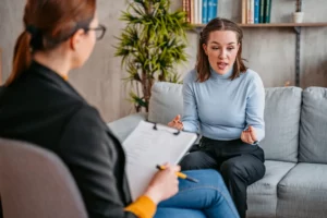 Here's How To Pick The Right EMDR Therapist